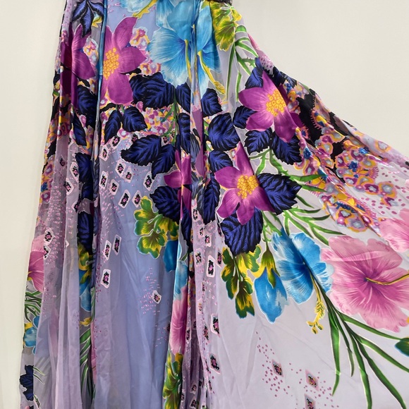 Dress - Picture 4 of 8